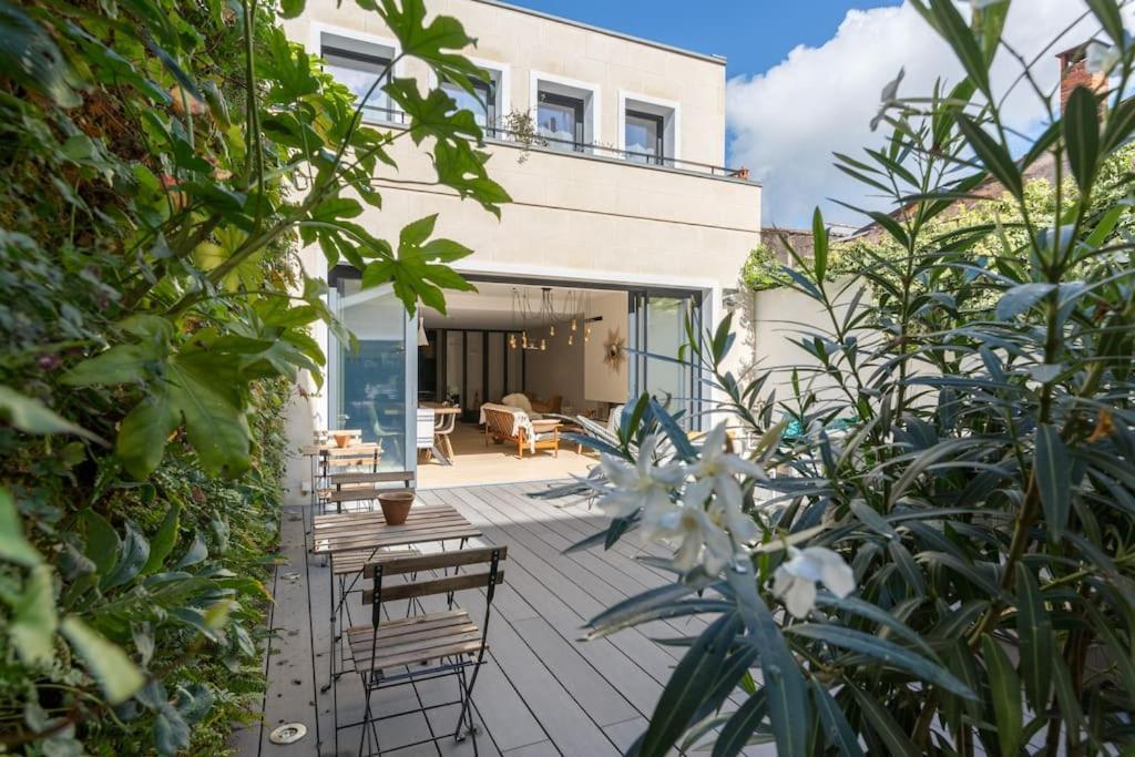 Maison D'Hotes, Terrasse & Jacuzzi En Plein Centre Bordeaux Bagian luar foto